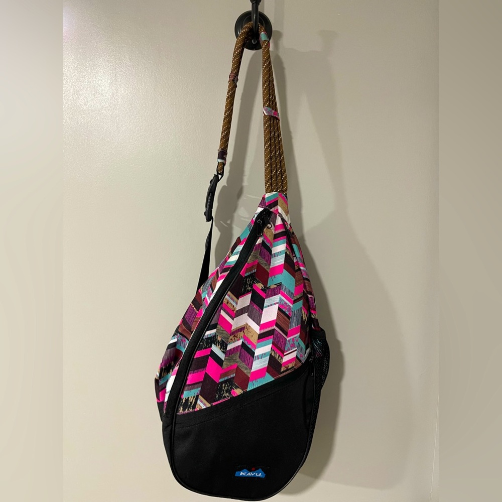KAVU Crossbody Rope Sling, Sunset Blocks design